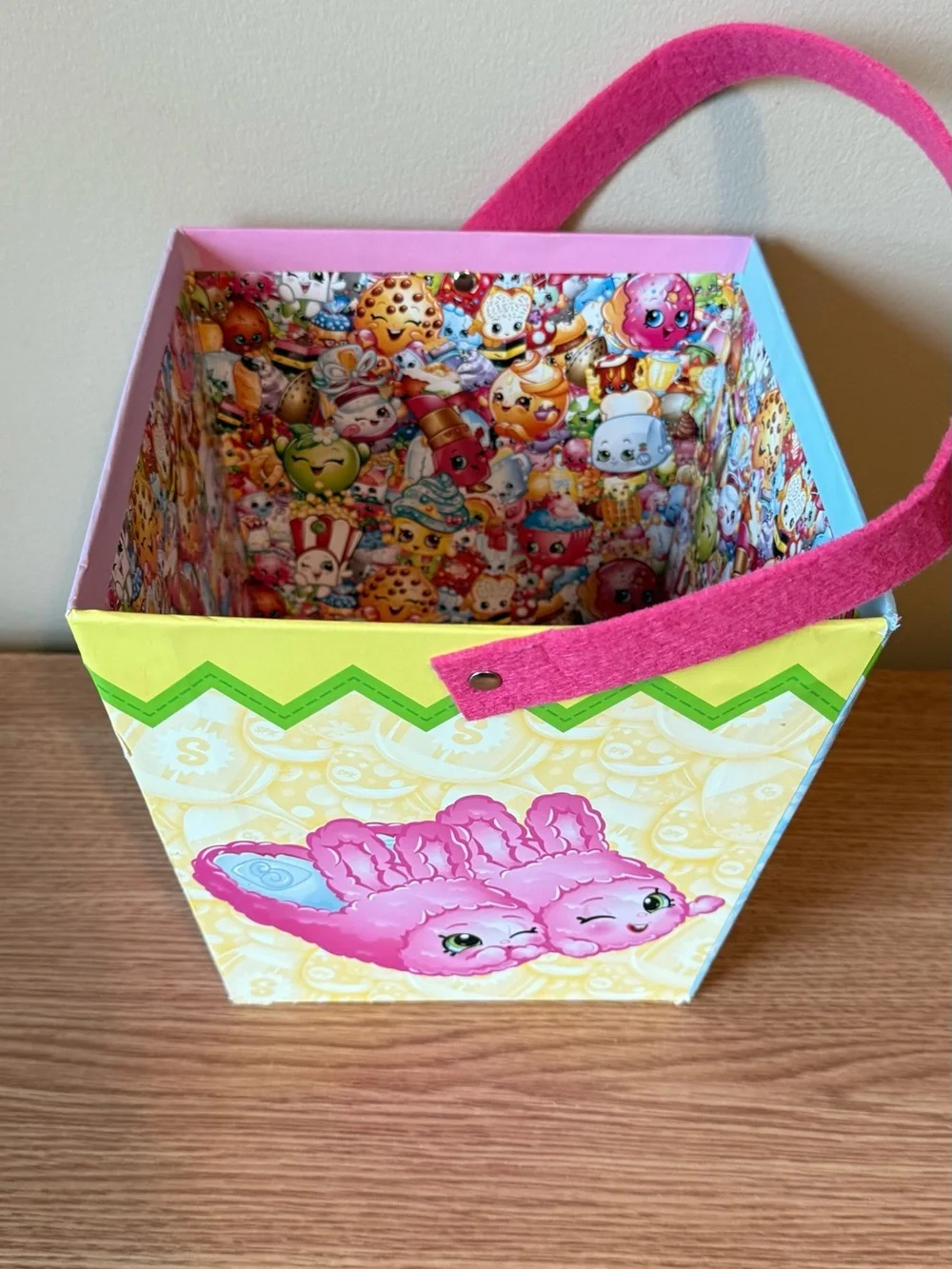 Shopkins Blue & Pink Handle Decorative Small Pet Basket